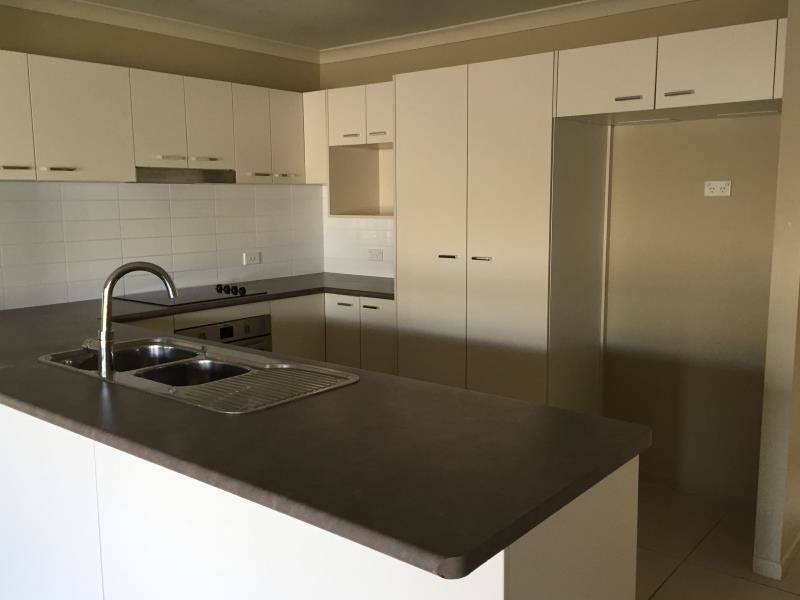 3 Flinders Court, Gracemere QLD 4702